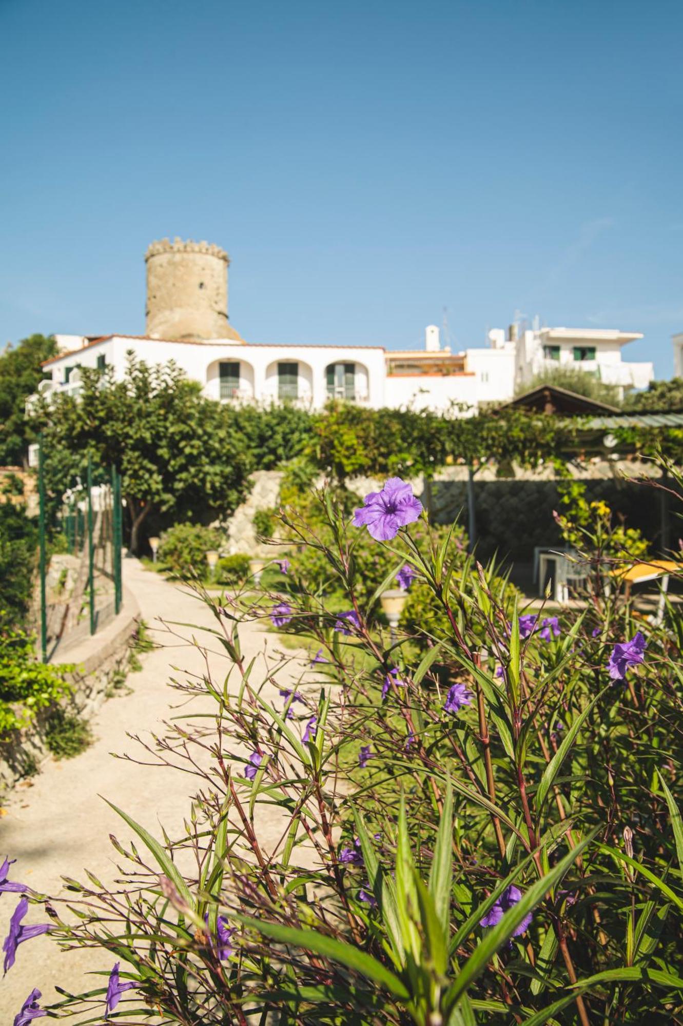 Hotel Park Victoria Forio di Ischia Buitenkant foto