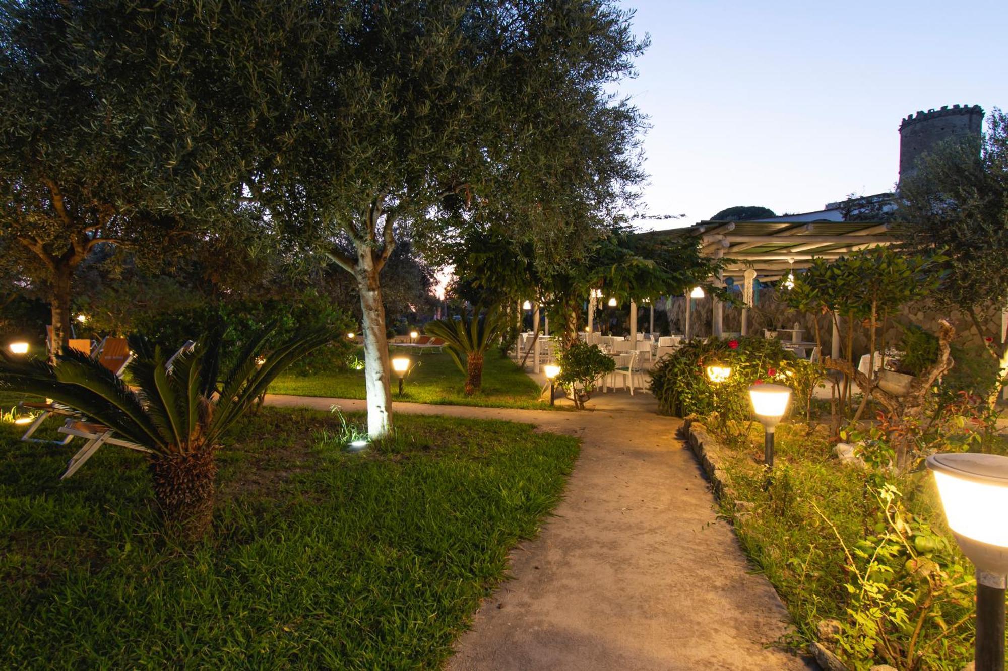 Hotel Park Victoria Forio di Ischia Buitenkant foto